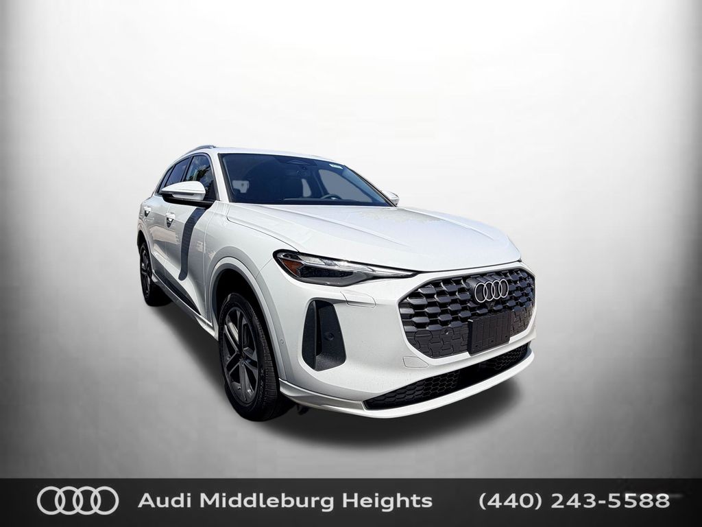 Glacier White 2026 Audi Q5 SUV / Crossover All-Wheel Drive 7-Speed Automatic