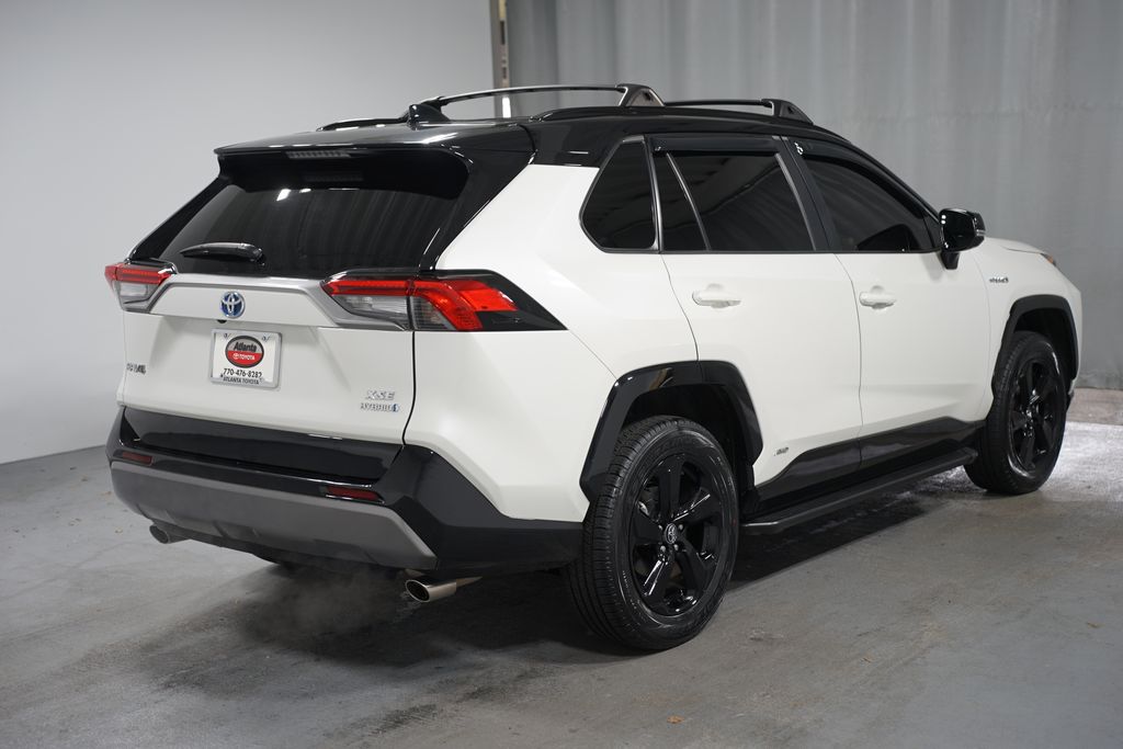 2020 Toyota RAV4 XSE 8