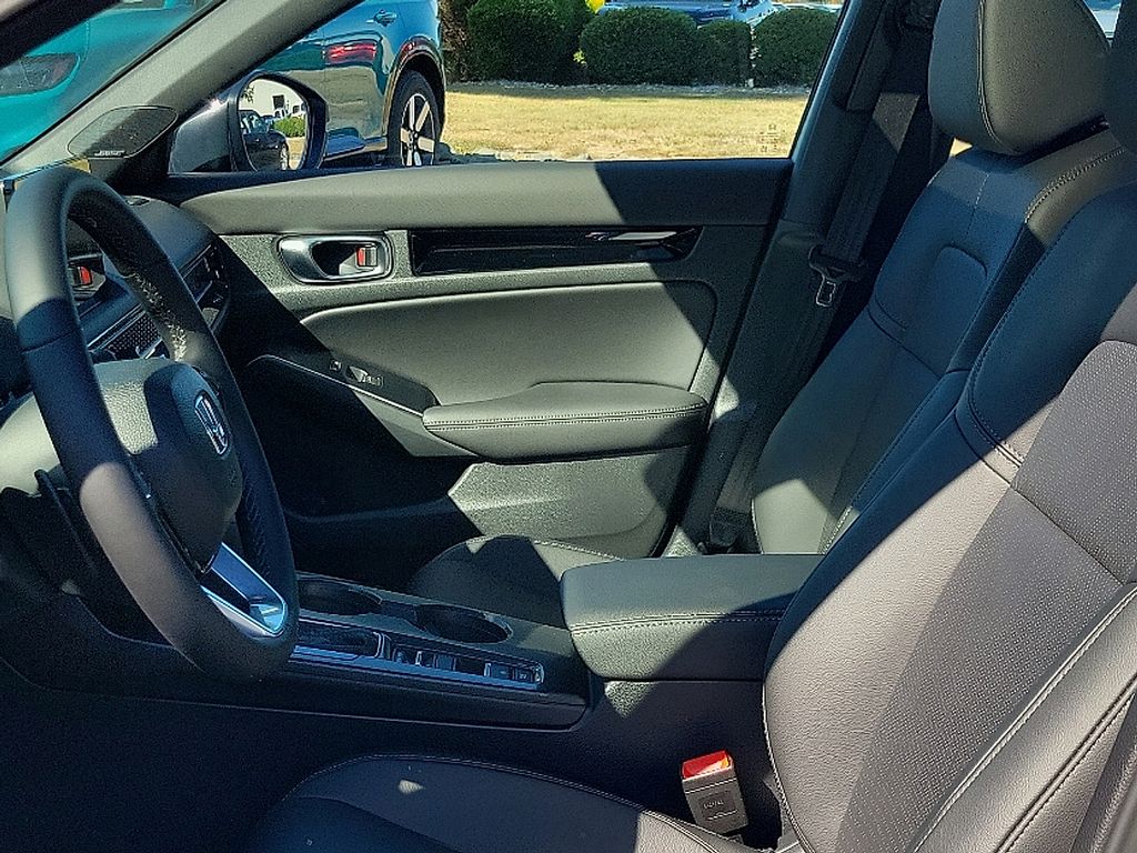 2025 Honda Civic Sport Touring 8