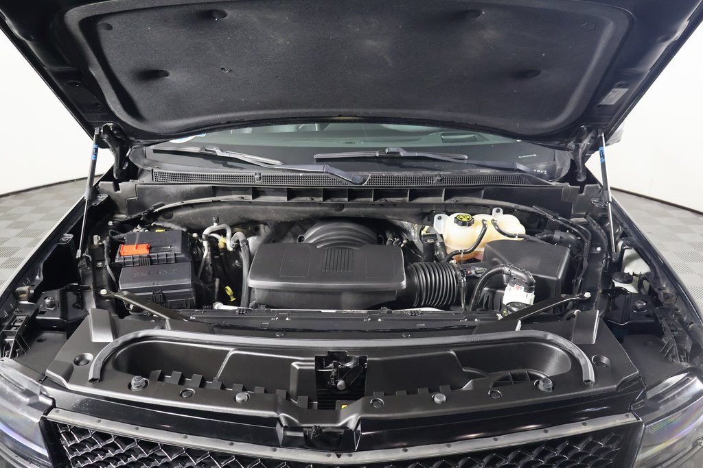 Thumbnail: 2023 Cadillac Escalade - 16