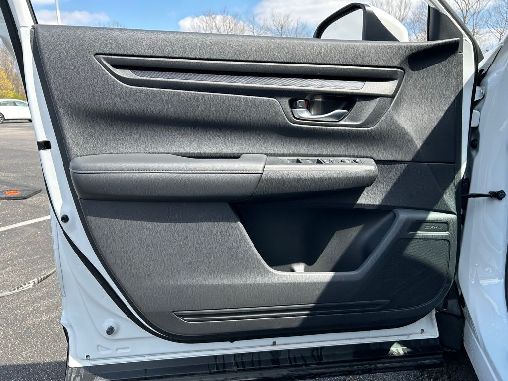 2023 Honda CR-V LX 17