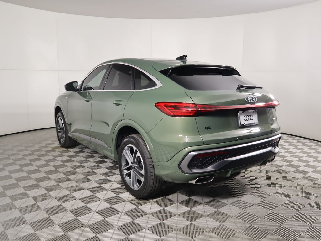 Thumbnail: 2025 Audi Q5 - 7