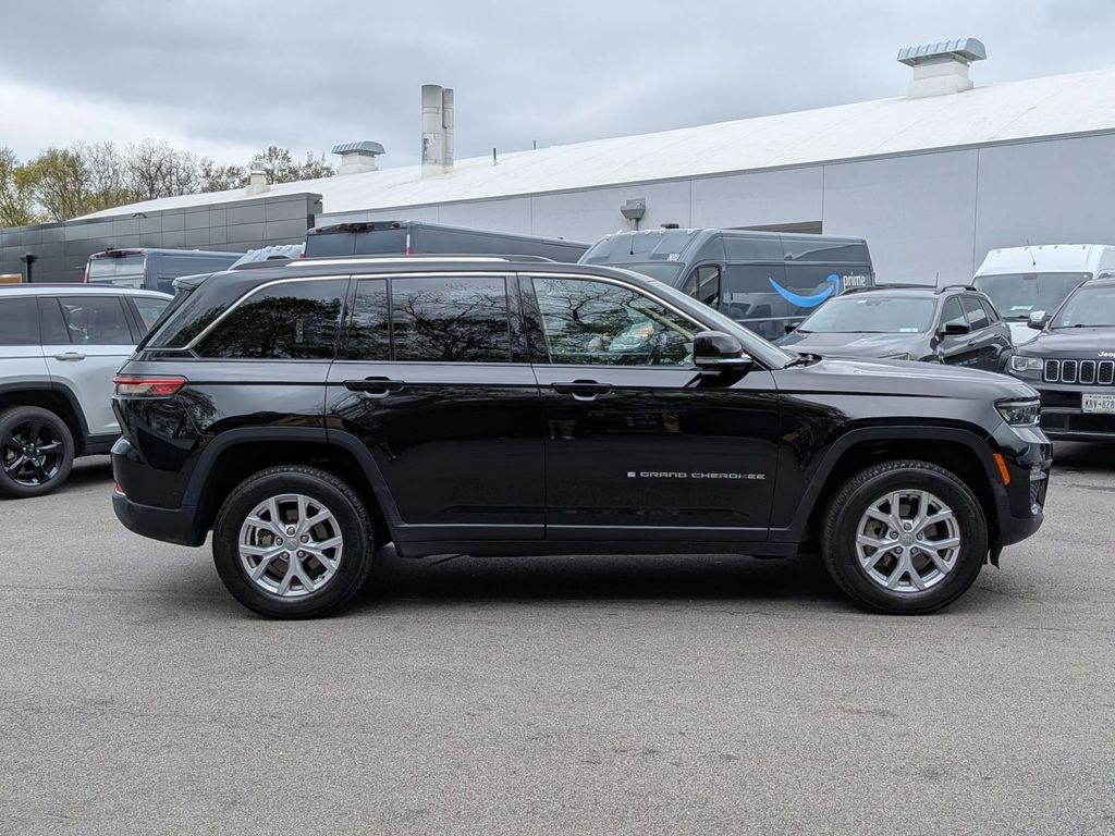 Certified Used 2022 Black Jeep Limited image 2