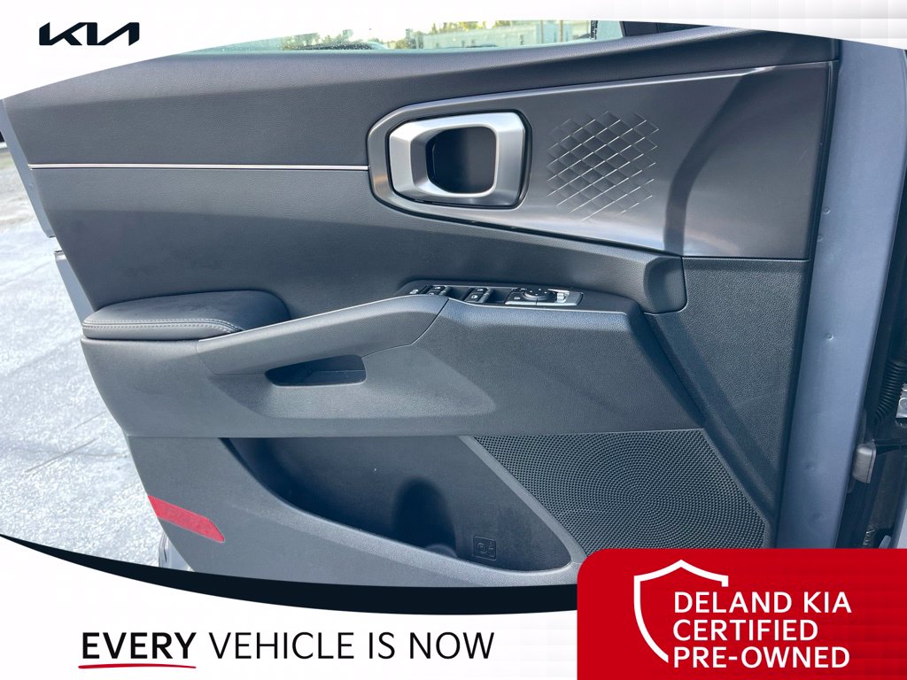 Used 2025 Kia Sorento SUV