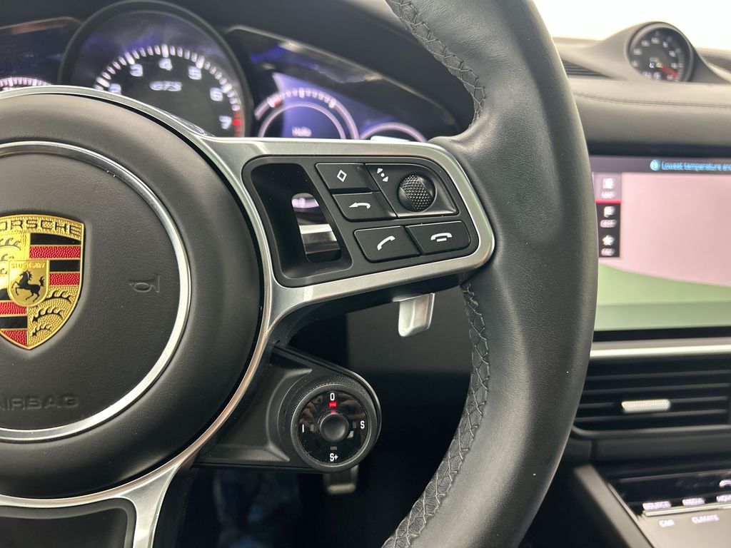 Thumbnail: 2021 Porsche Cayenne - 14