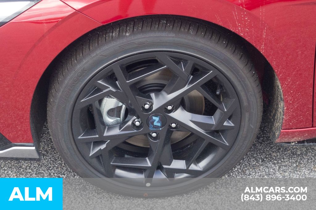 2025 Hyundai Elantra N Line - Photo 11