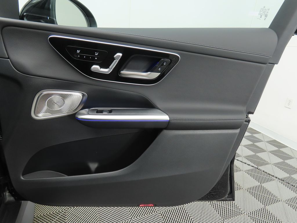 Thumbnail: 2026 Mercedes-Benz GLC - 25