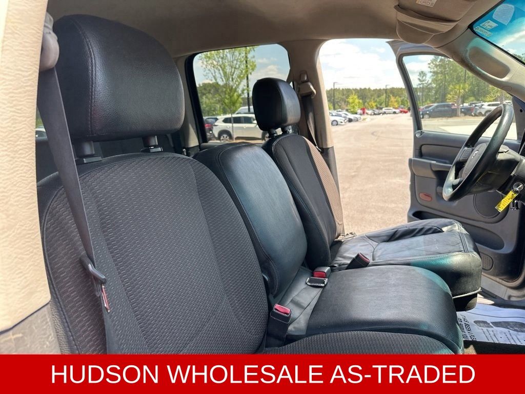 2005 Mineral Gray Metallic Clearcoat Dodge Ram 2500 ST RWD Truck