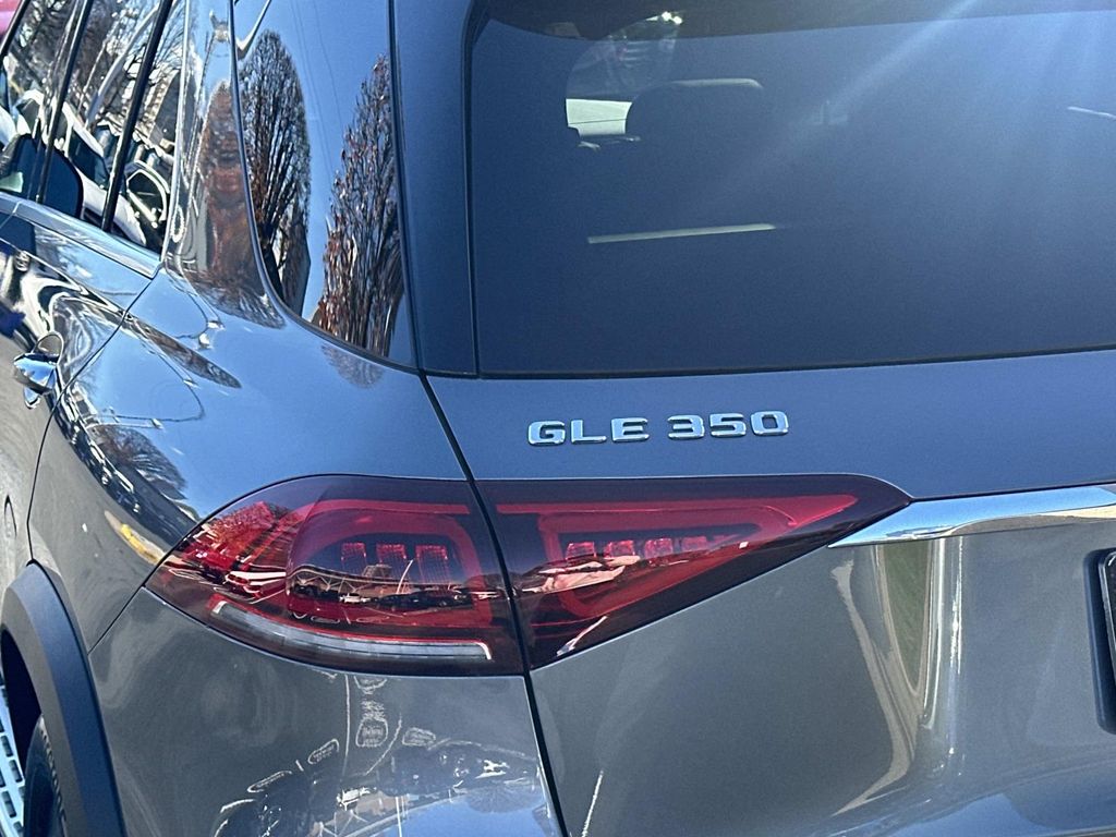 Thumbnail: 2022 Mercedes-Benz GLE - 10