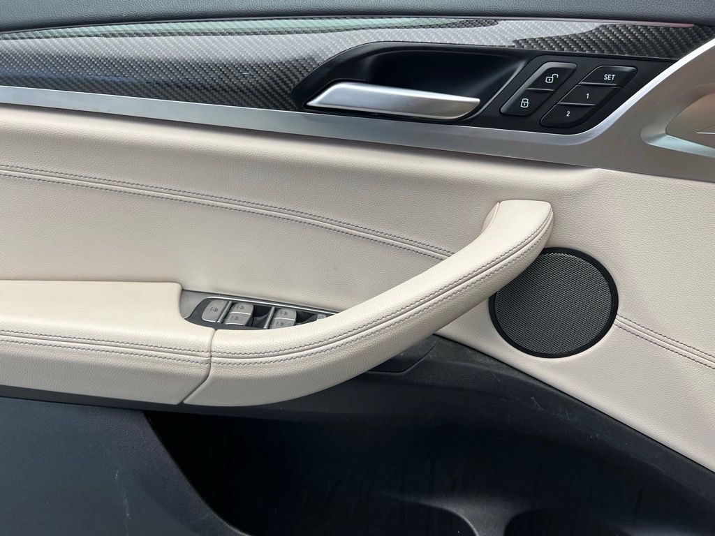 Thumbnail: 2021 BMW X3 - 21