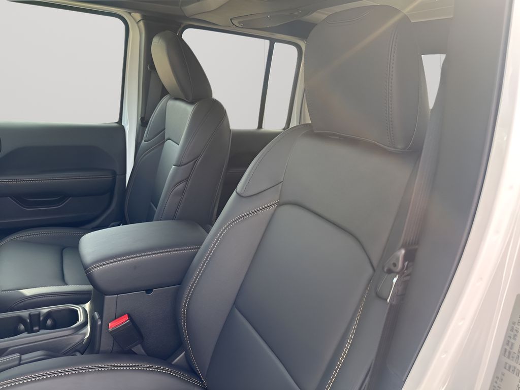 New Car 2025 Jeep Gladiator  For Sale Under $40,000 In Austin, Texas