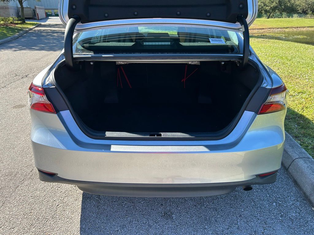 Thumbnail: 2023 Toyota Camry - 9