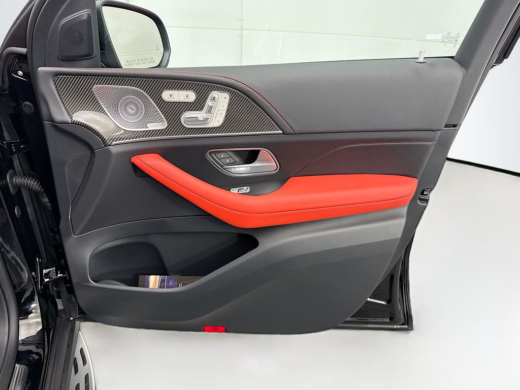 Thumbnail: 2026 Mercedes-Benz GLE - 24