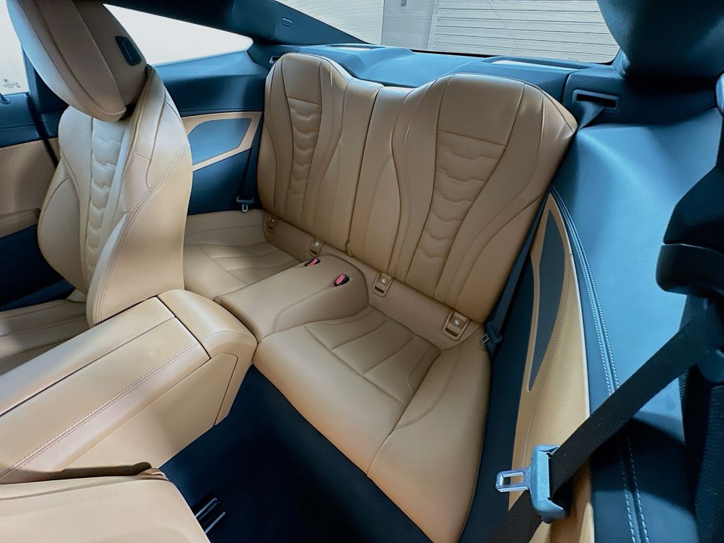 Thumbnail: 2024 BMW 8 Series - 25
