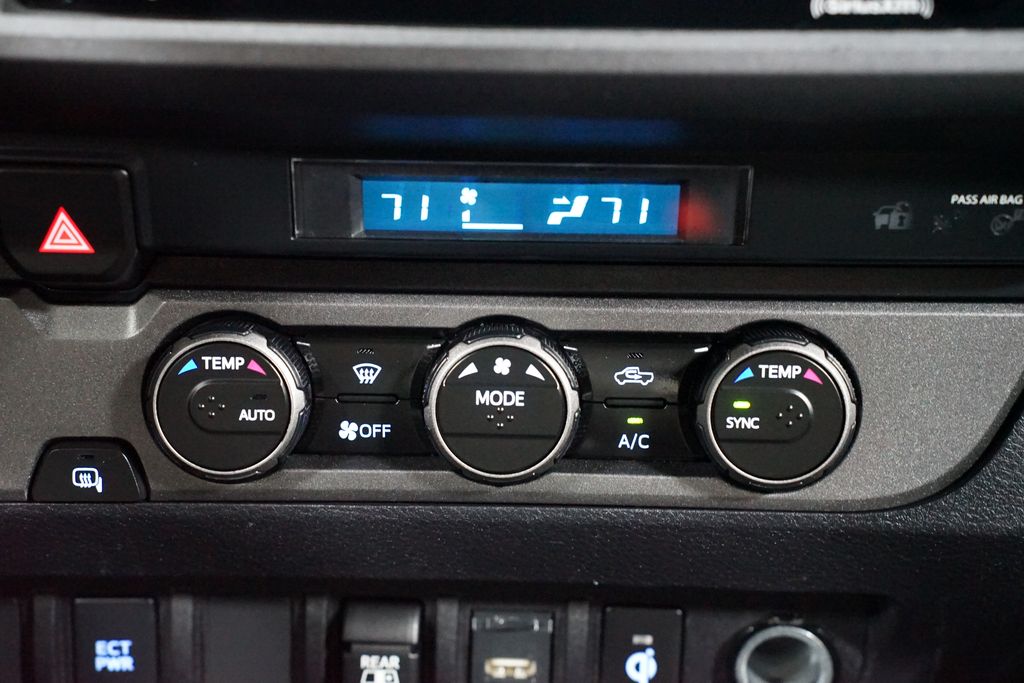 Thumbnail: 2023 Toyota Tacoma - 20