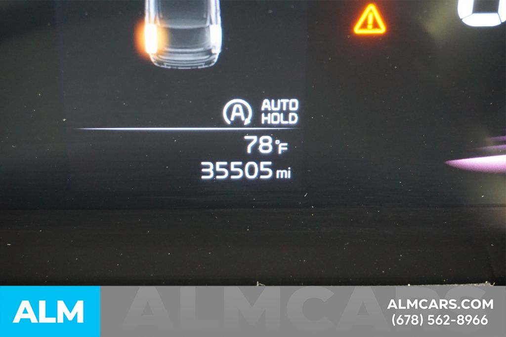 Used 2025 Green Kia S image 63