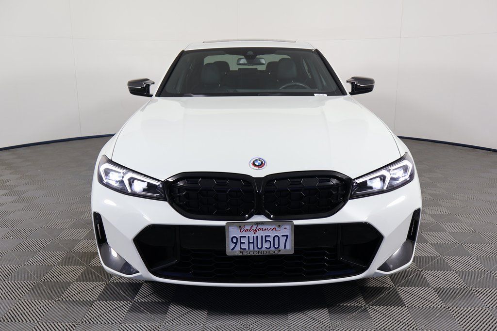 Thumbnail: 2023 BMW 3 Series - 2