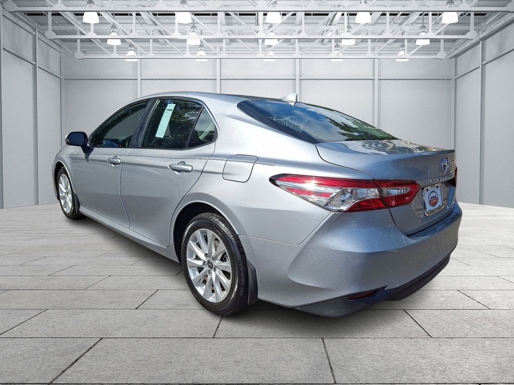 Thumbnail: 2020 Toyota Camry - 6