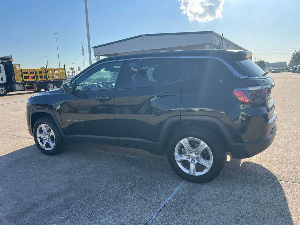 2023 Jeep Compass Sport Black at River Oaks CDJR