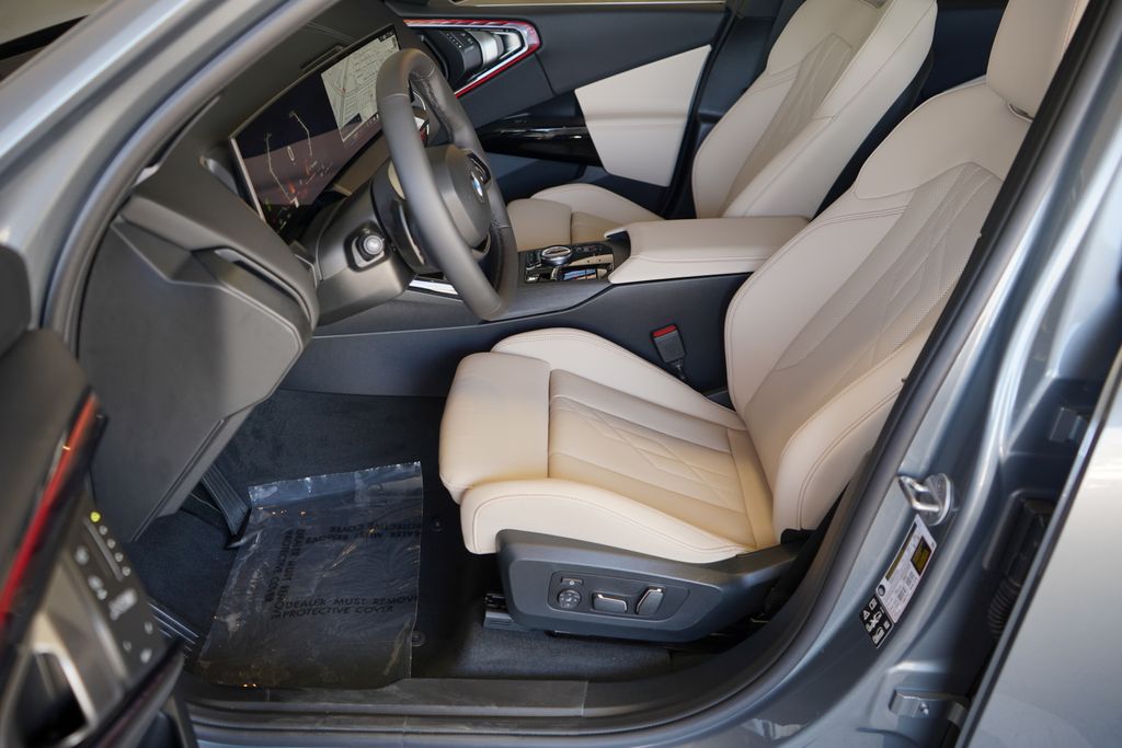 Thumbnail: 2026 BMW X3 - 10