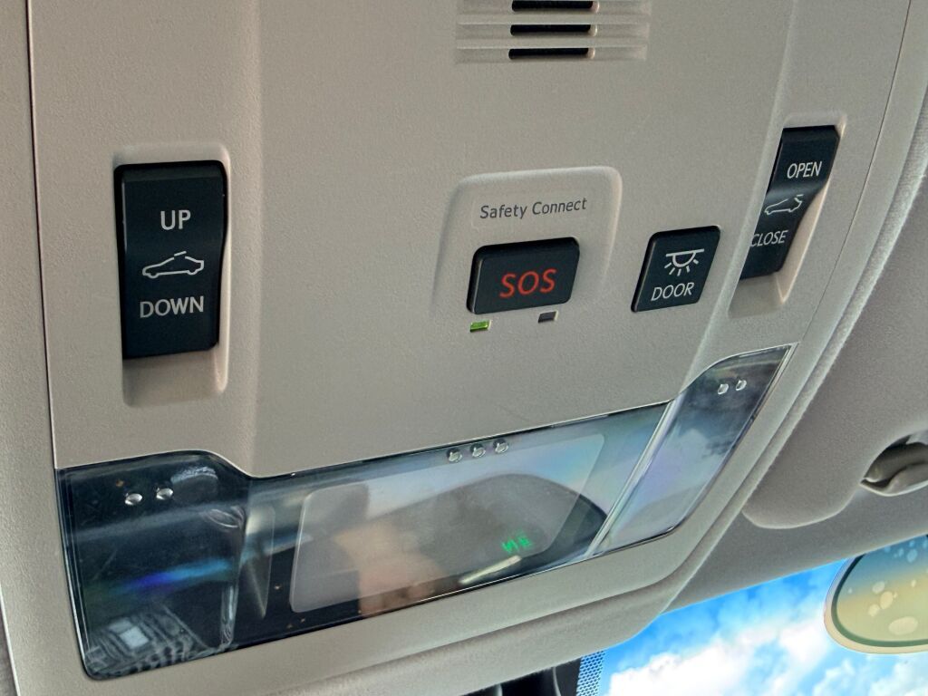 Thumbnail: 2018 Lexus ES - 27