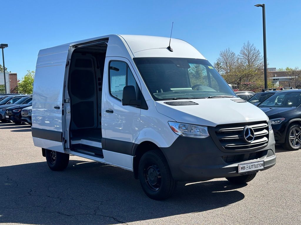 2024 Mercedes-Benz Sprinter 3500 Cargo 144 WB 23