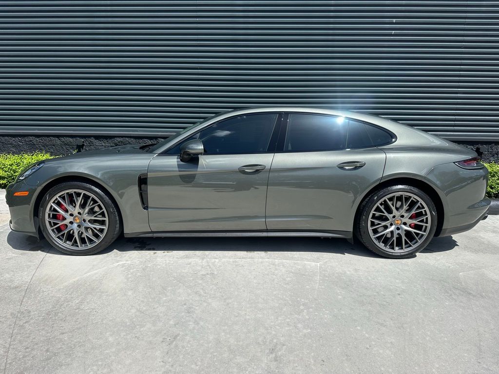 Thumbnail: 2023 Porsche Panamera - 2
