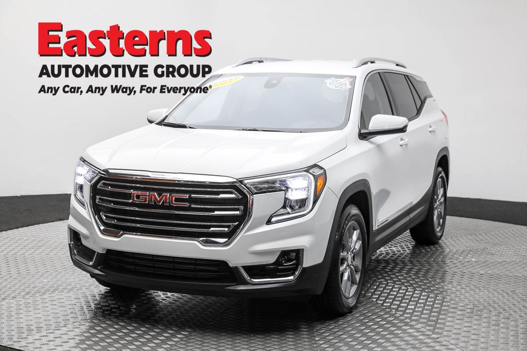 2024 GMC Terrain SLT's photo