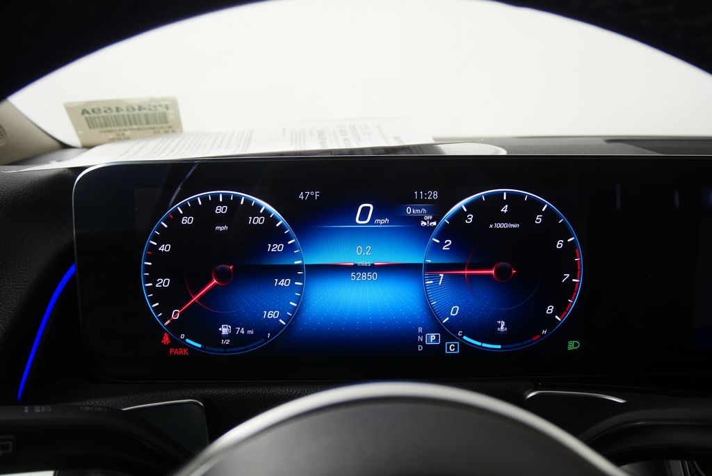 Thumbnail: 2023 Mercedes-Benz GLB - 22