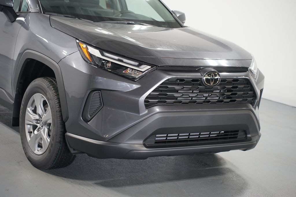 Thumbnail: 2025 Toyota RAV4 - 4