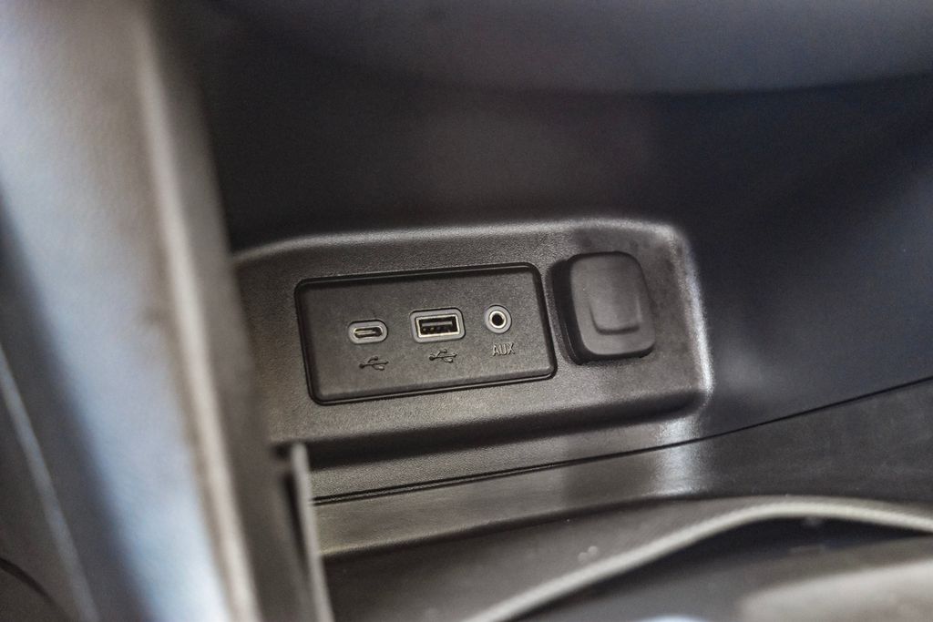 Used 2021 Chevrolet Equinox SUV