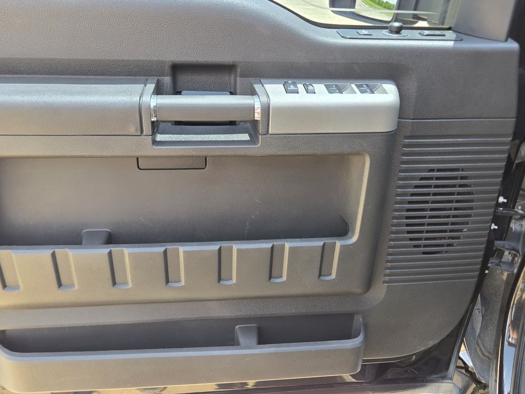 2014 Ford F-250SD Lariat Black at Bravo Nissan