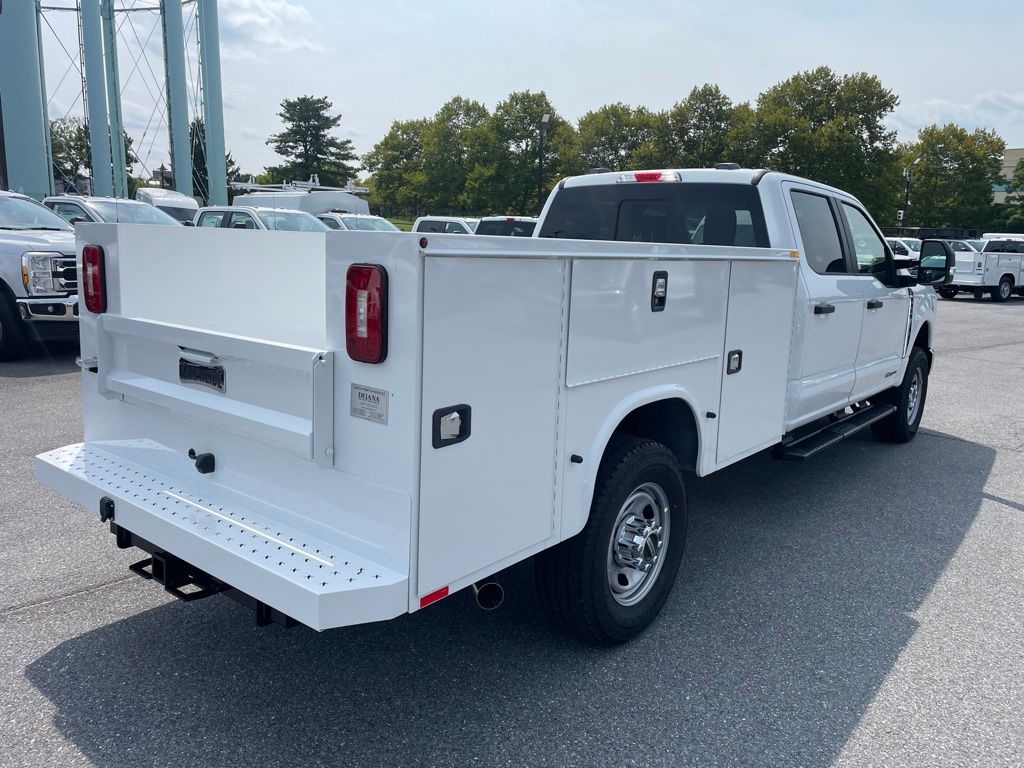 2026 Ford F-350 Chassis XL
