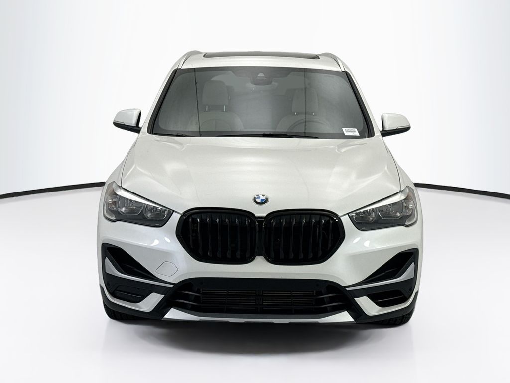 Thumbnail: 2021 BMW X1 - 2