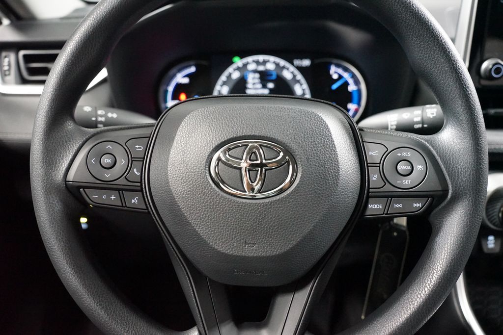 Thumbnail: 2025 Toyota RAV4 - 12