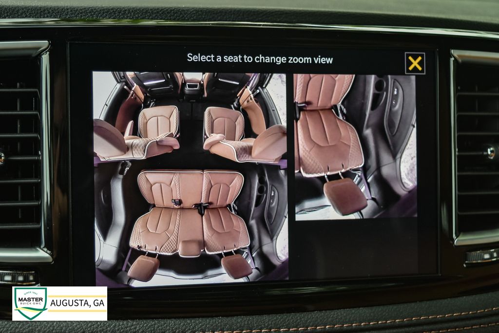 Used 2025 Chrysler Pacifica Van