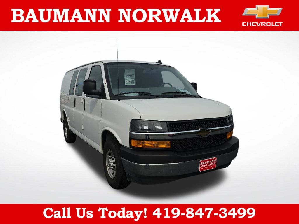 Summit White 2025 Chevrolet Express Cargo Van Rear-Wheel Drive 8-Speed Automatic Overdrive