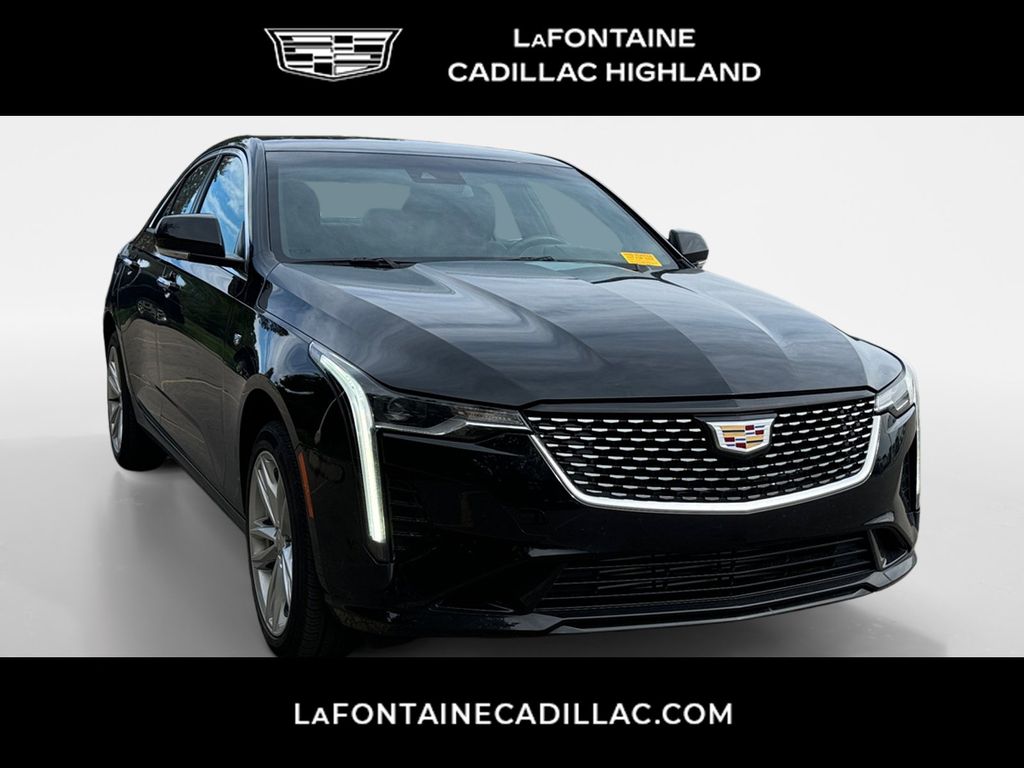 2022 Cadillac CT4 Luxury 3