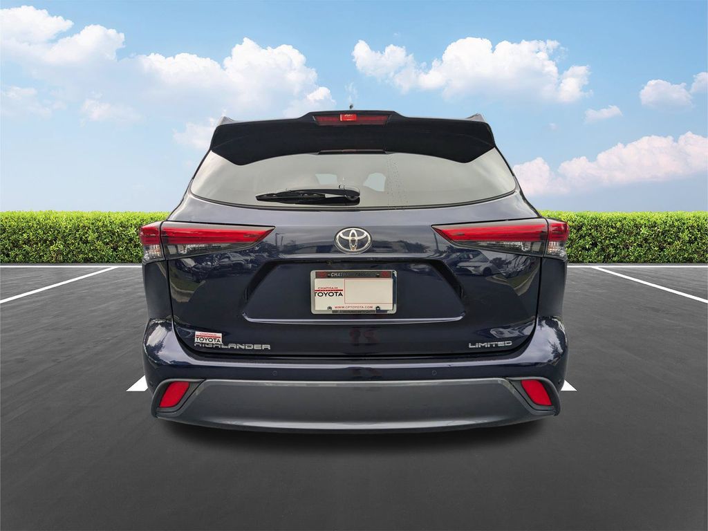 Used 2023 Toyota Highlander SUV