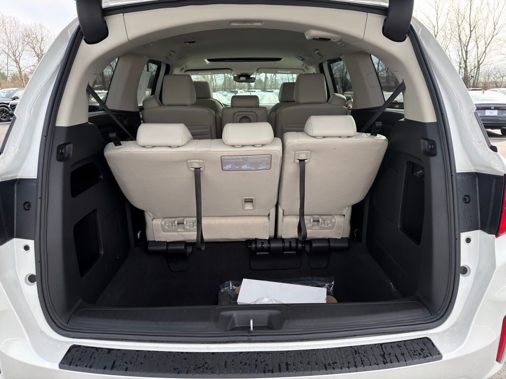 Thumbnail: 2026 Honda Odyssey - 22