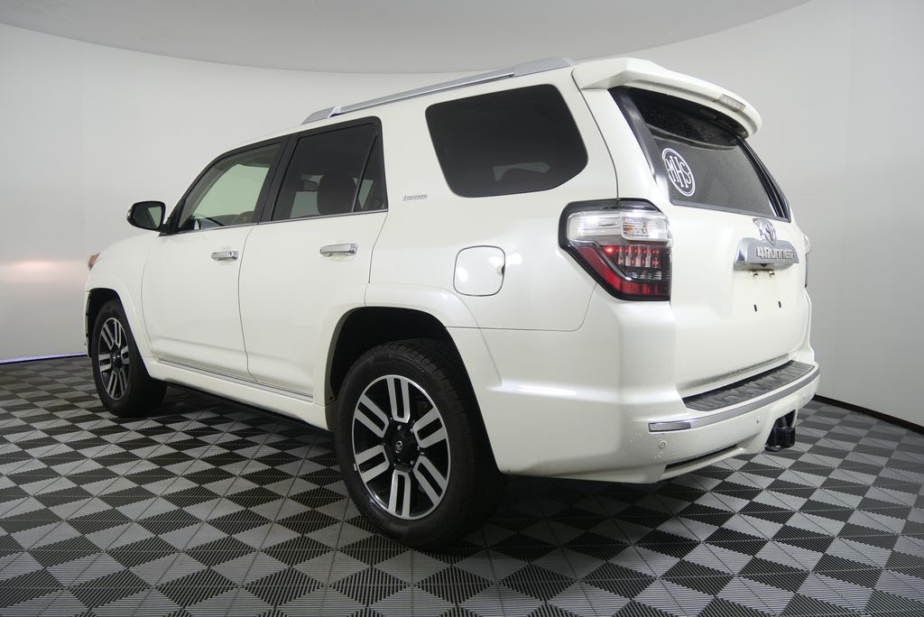 Thumbnail: 2018 Toyota 4Runner - 5
