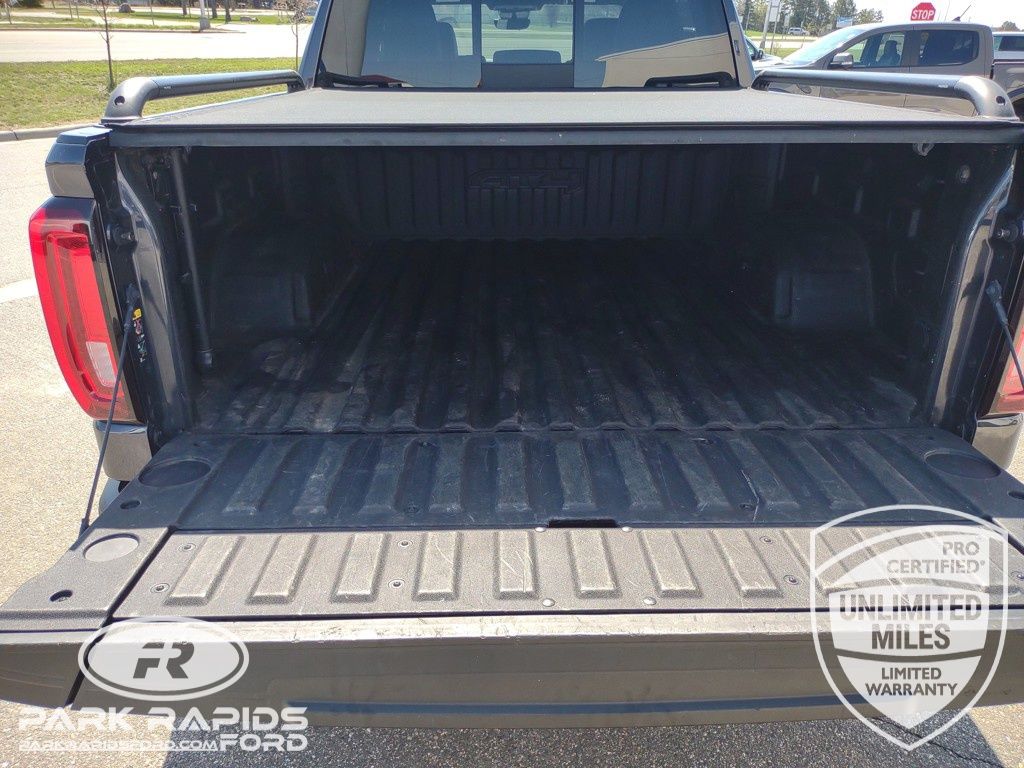 2023 GMC Sierra 1500 AT4 photo