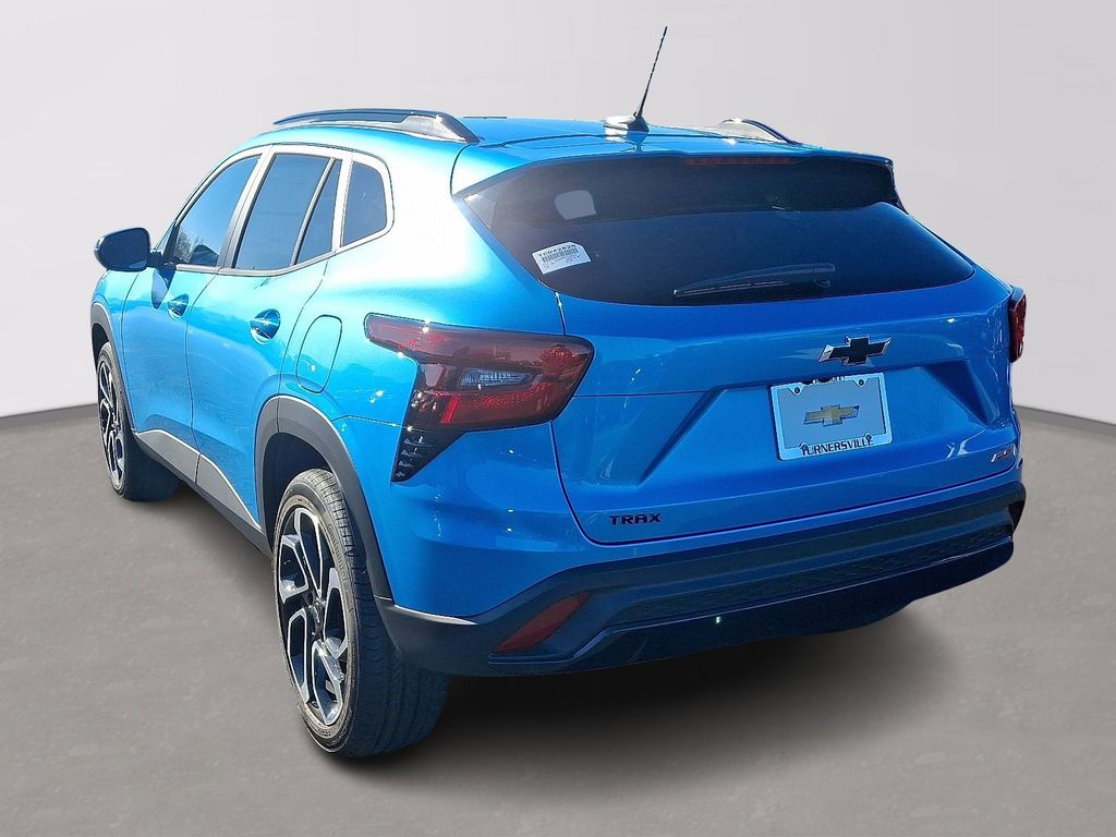 Thumbnail: 2026 Chevrolet Trax - 3