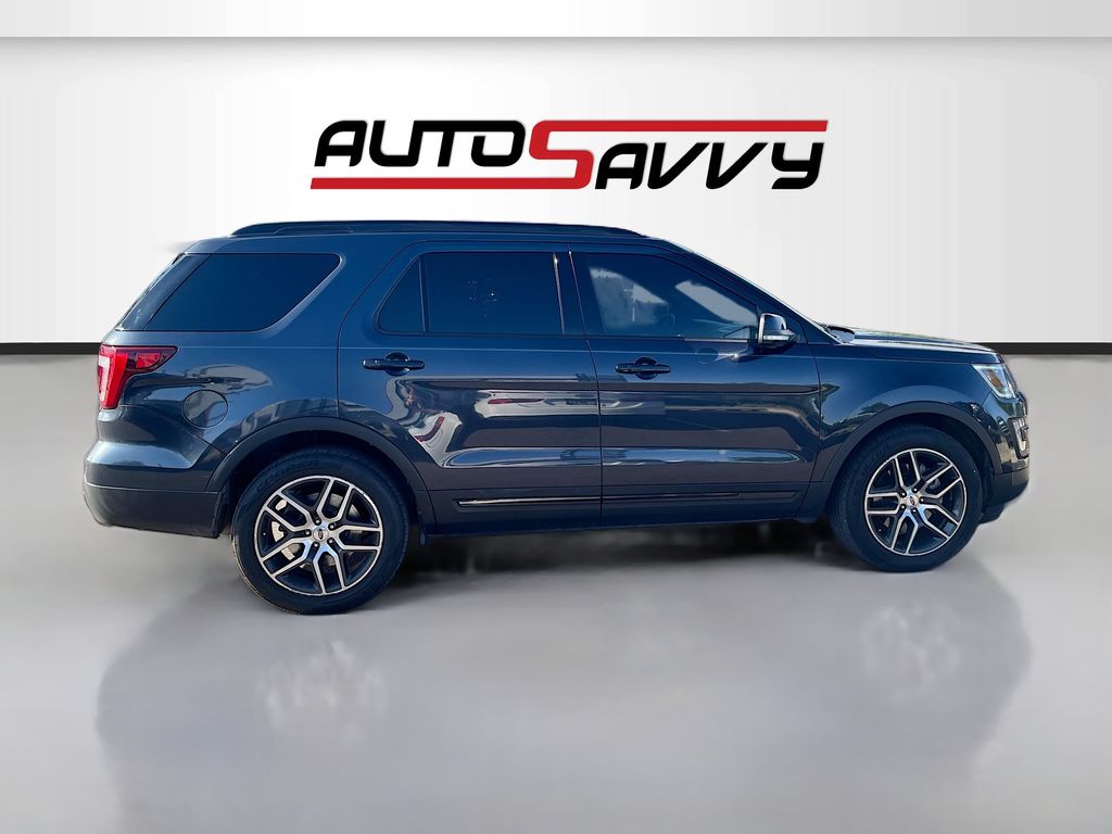 Used 2017 Quartz Metallic Ford Sport image 8