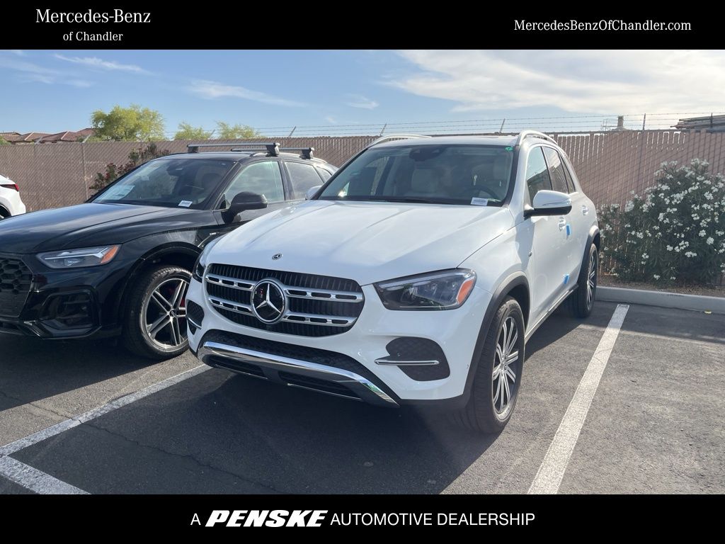 2025 Mercedes-Benz GLE 450 Hero Image