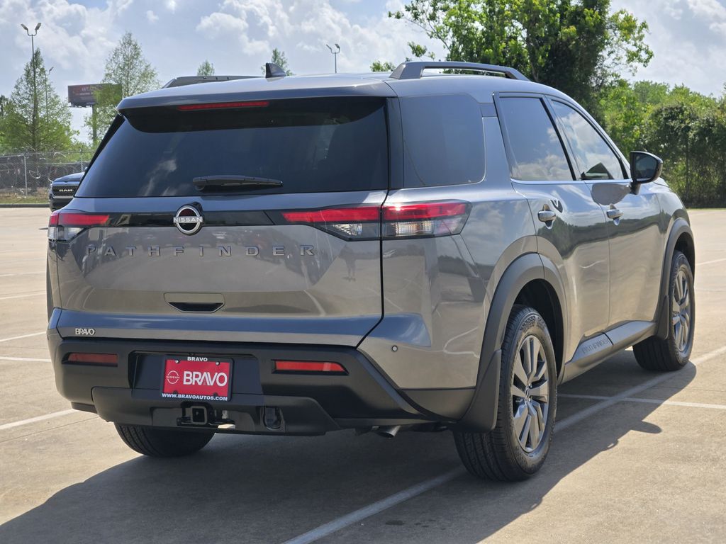 2026 Nissan Pathfinder SV - 2