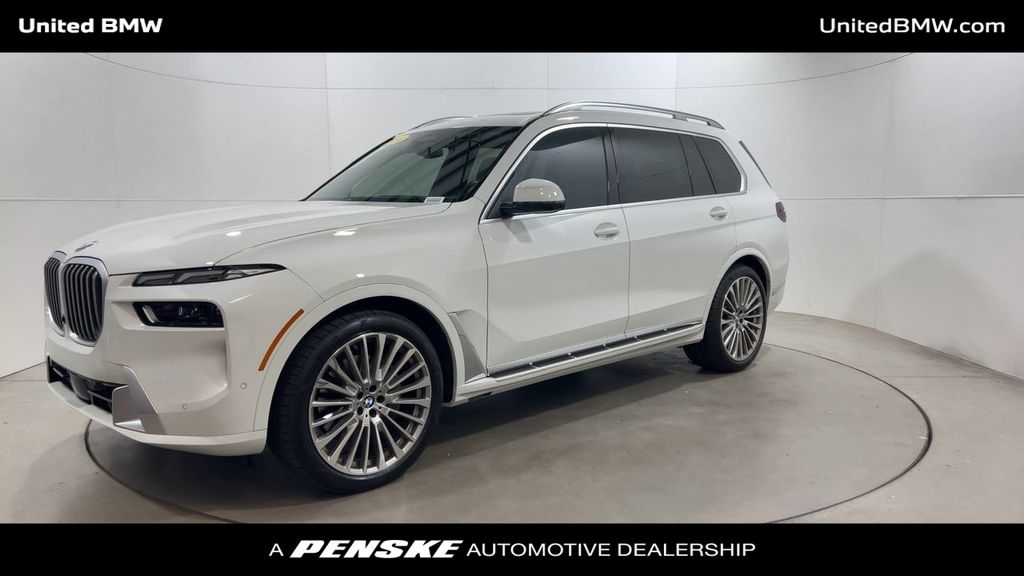 Thumbnail: 2024 BMW X7 - 4