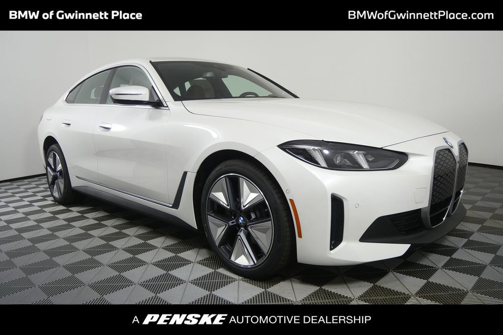 Thumbnail: 2026 BMW i4 - 1