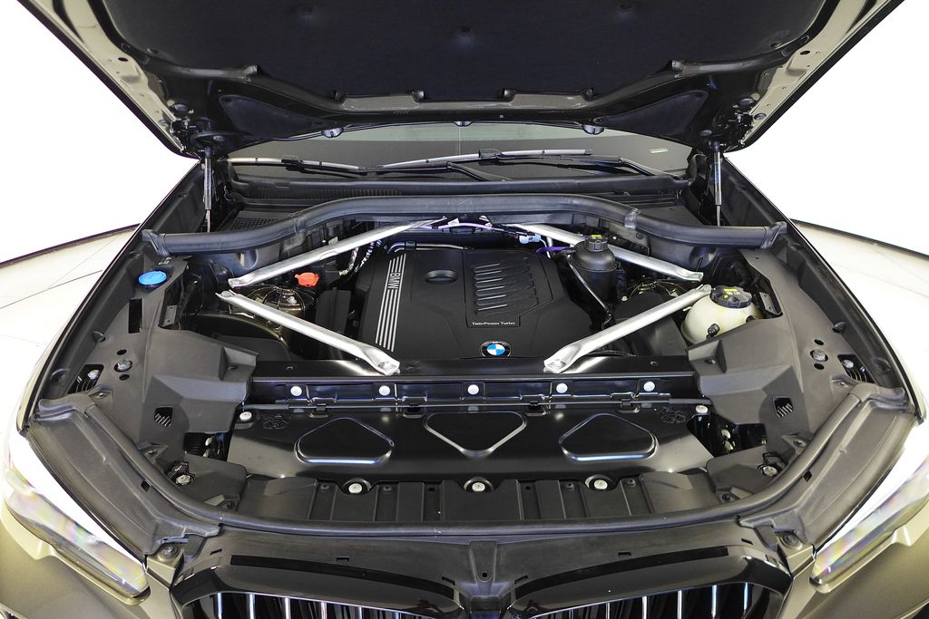 Thumbnail: 2023 BMW X5 - 6