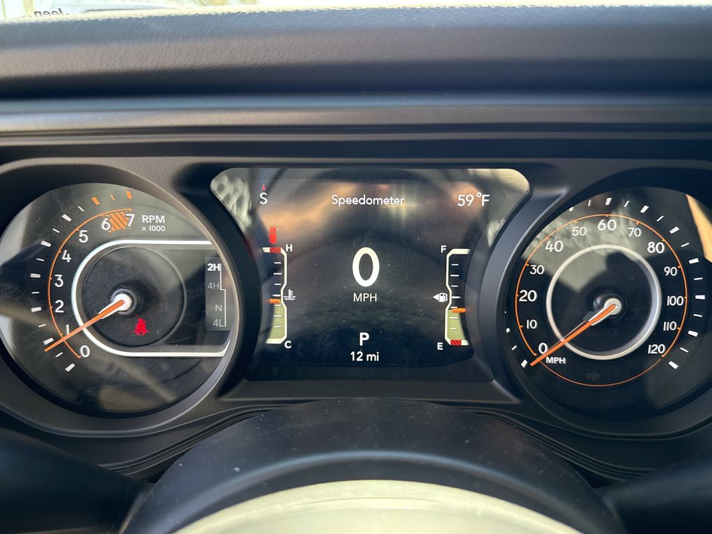 2026 Jeep Wrangler Rubicon White/off-white at Mac Haik CDJR North Houston